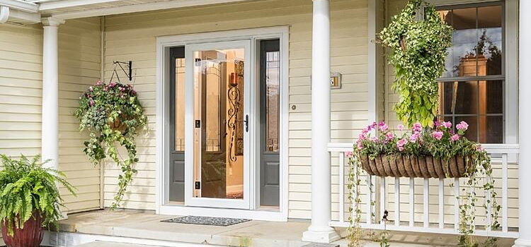 screen door installation in Costa Mesa